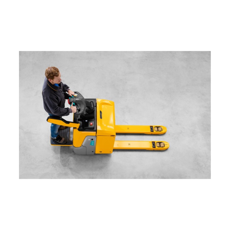 Transpaleta Eléctrica Jungheinrich ERE 120 / Plataforma Fija