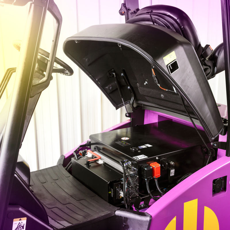 Carretilla elevadora eléctrica – CBH 3.0 | Mástil 4800 mm | AntOn by Jungheinrich