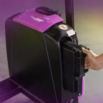 Transpaleta eléctrica de operador a pie – con rueda de apoyo | PTL 1.5 | 685 x 1150 mm | AntOn by Jungheinrich